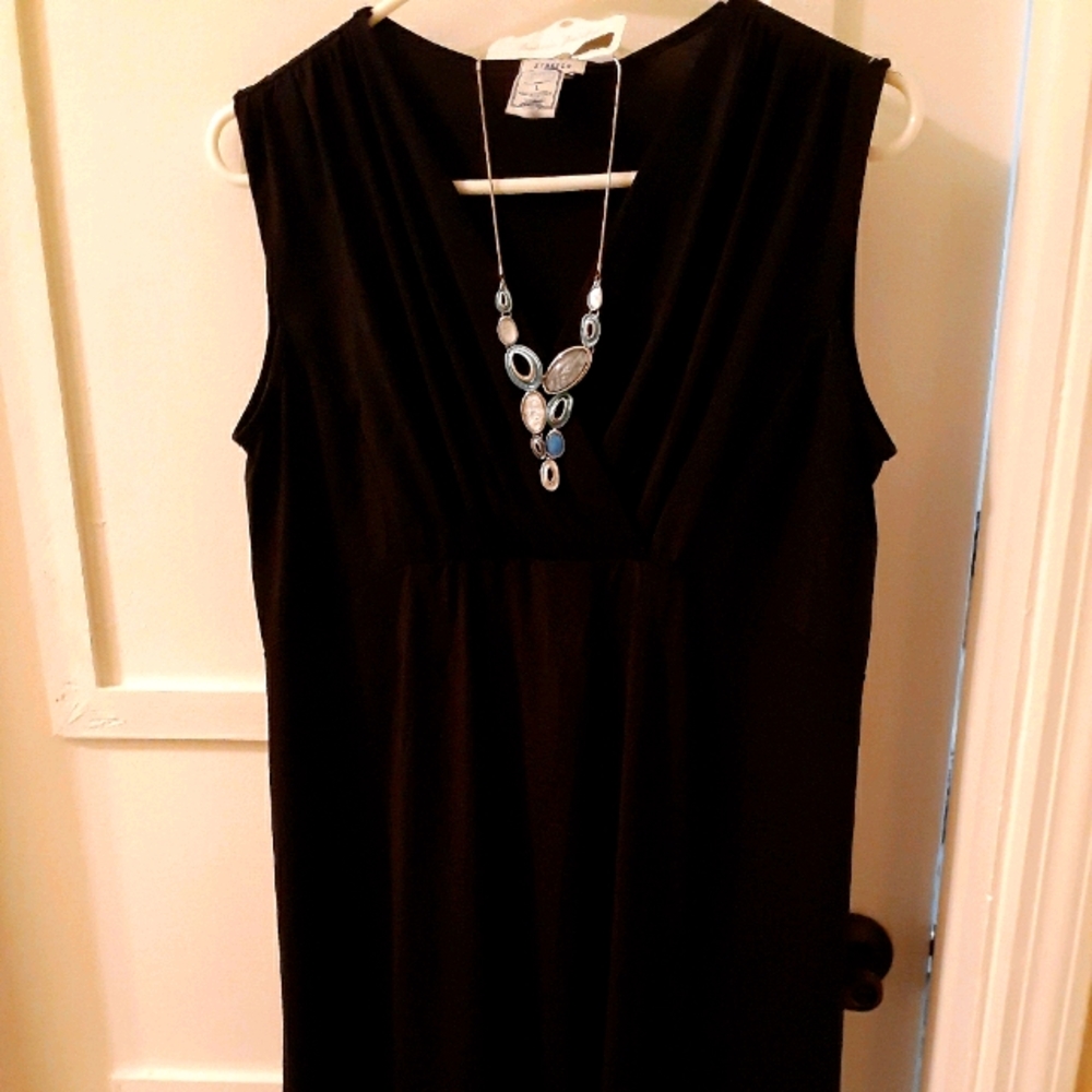 Really cute black dress